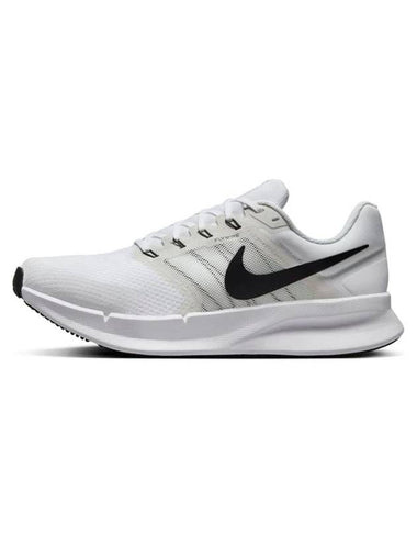 Run Swift 3 Low Top Sneakers Black White - NIKE - BALAAN 1