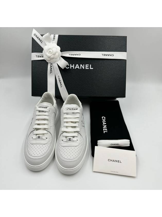 CC Logo Calfskin Low Top Sneakers White - CHANEL - BALAAN 9