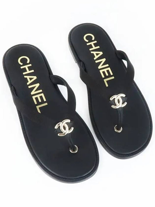 Women's CC Logo Flip Flops Black - CHANEL - BALAAN 1