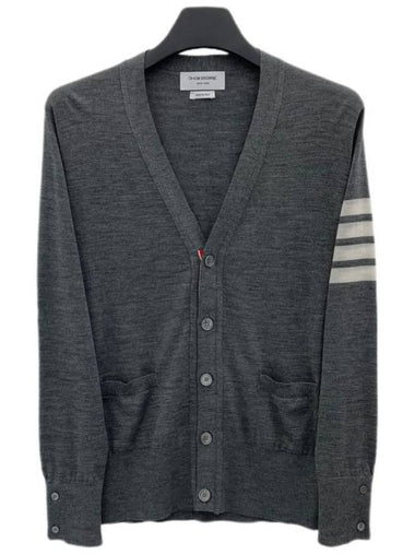 Diagonal armband wool cardigan MKC002A 038 - THOM BROWNE - BALAAN 1