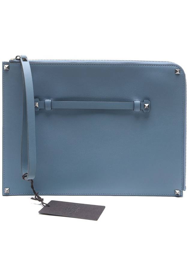 Rockstud Clutch Bag Blue - VALENTINO - BALAAN 2