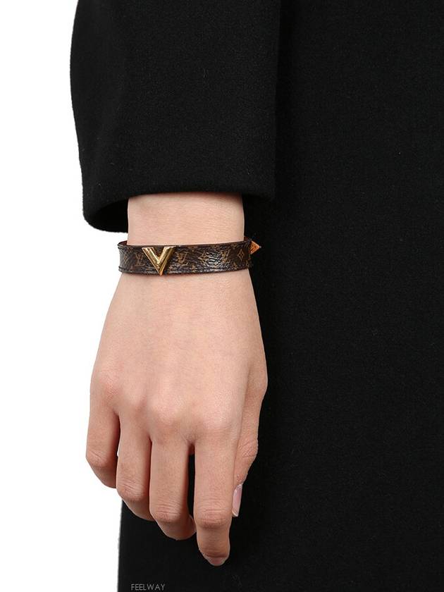 Monogram M6042E Essential V Bracelet - LOUIS VUITTON - BALAAN 6