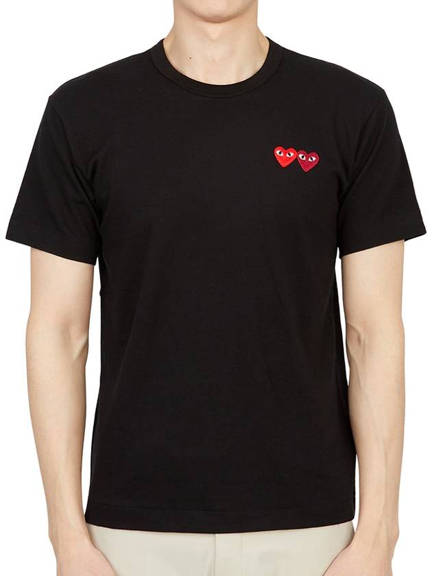 Play Men's Red Double Heart Wappen Short Sleeve T-Shirt P1 T226 1 Black - COMME DES GARCONS - BALAAN 2