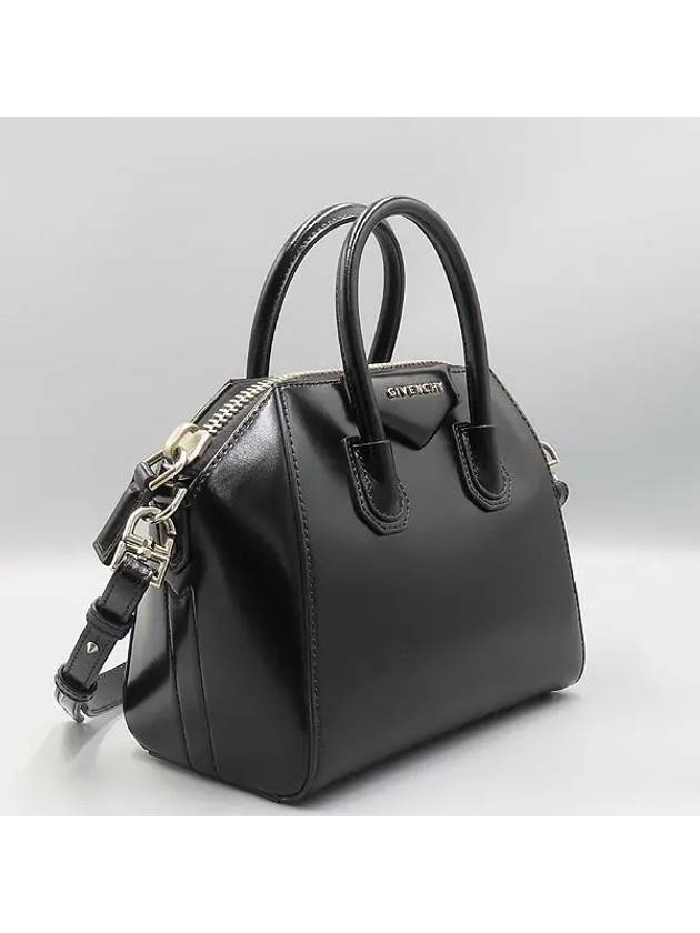 BB05114014 Black color leather glossy Antigona mini tote bag shoulder strap 2WAY - GIVENCHY - BALAAN 3