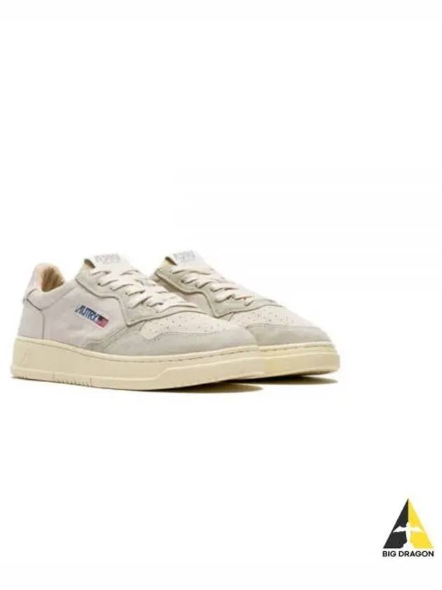 Men's Medalist Low Leather Sneakers Cream - AUTRY - BALAAN 2