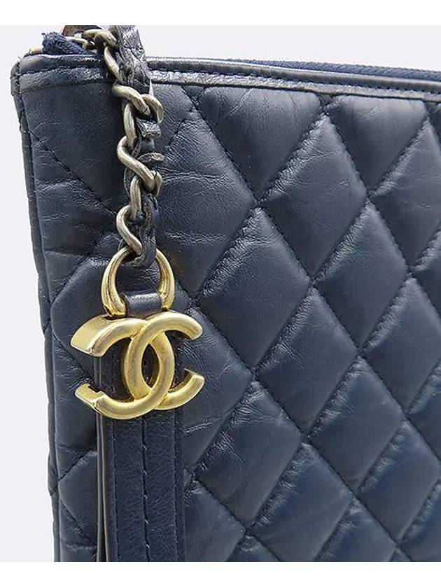 clutch bag - CHANEL - BALAAN 4