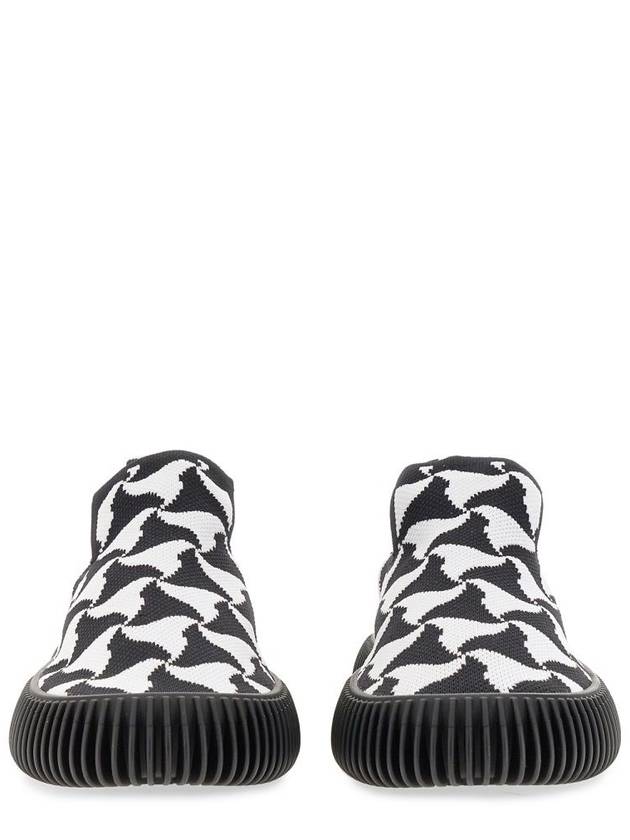 Ripple Triangle Pattern Slip-Ons Black White - BOTTEGA VENETA - BALAAN 4