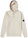 Men's Lens Wappen Fleece Hoodie Ivory - CP COMPANY - BALAAN 1