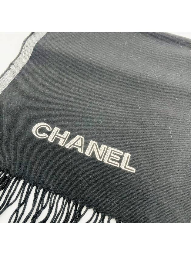 Muffler Black Fringe Initial Cashmere - CHANEL - BALAAN 4