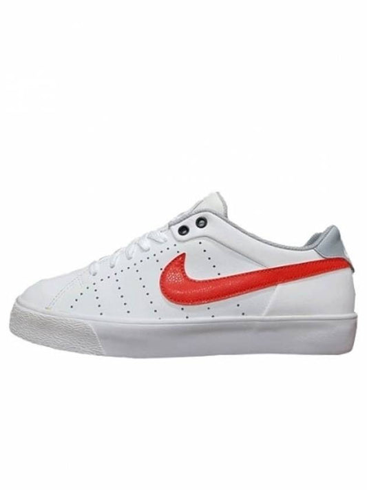 Court Tour Low Top Sneakers White - NIKE - BALAAN 2