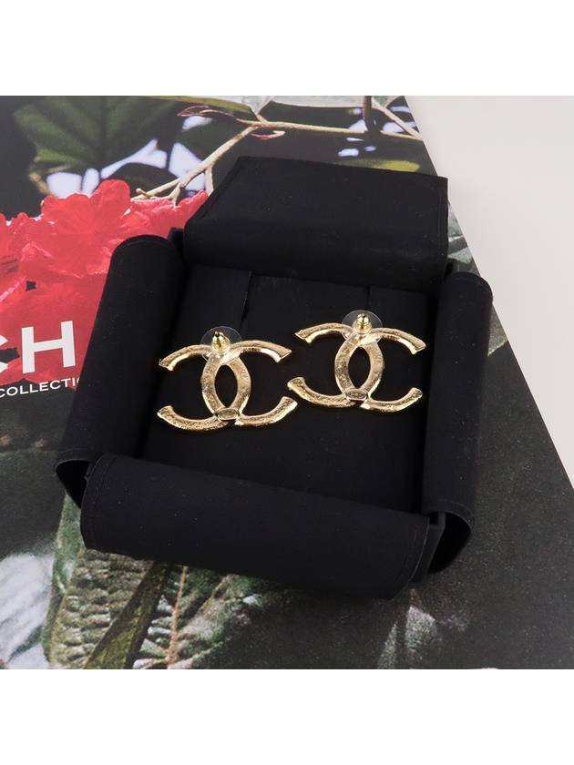 EMBLEMS Earrings ABB169B13473NP955 - CHANEL - BALAAN 3