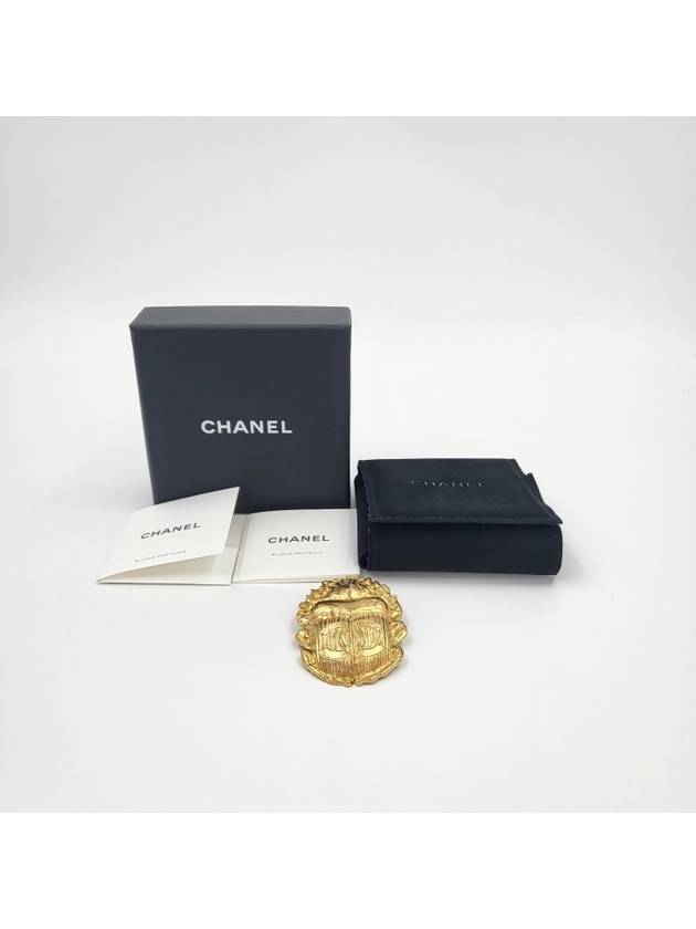 Women s gold bug brooch 3945 - CHANEL - BALAAN 3