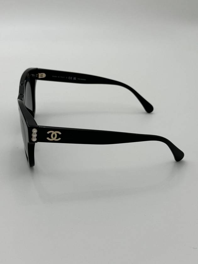 CC logo sunglasses triple pearl Asian fit black gold A71494 - CHANEL - BALAAN 5