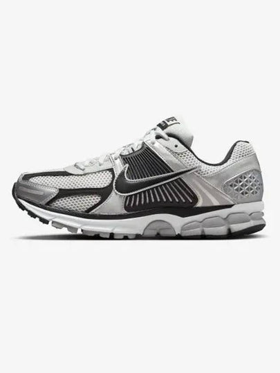 Air Zoom Vomero 5 Low Top Sneakers Metallic Silver - NIKE - BALAAN 2