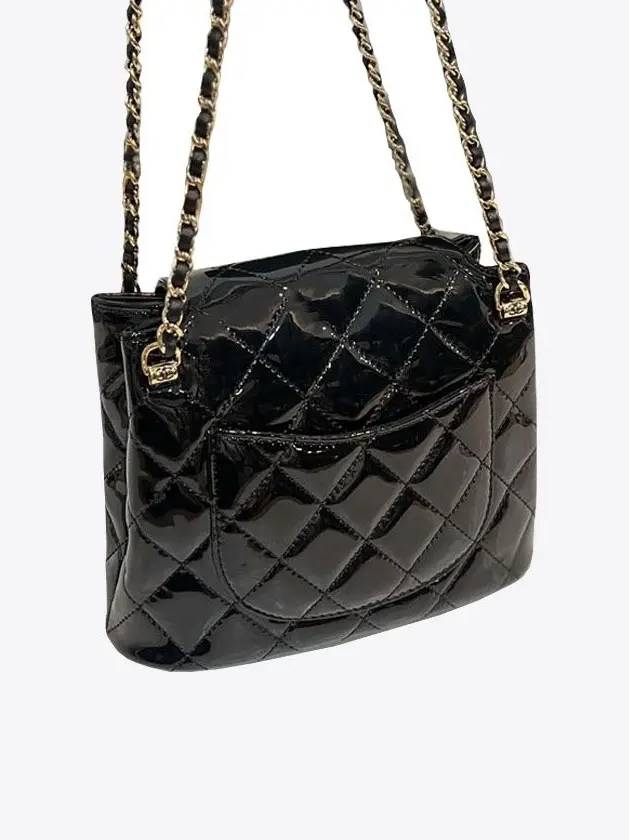 CC logo two way patent chain bag gold black - CHANEL - BALAAN 6