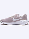 Revolution 7 Low Top Sneakers Platinum Violet - NIKE - BALAAN 4