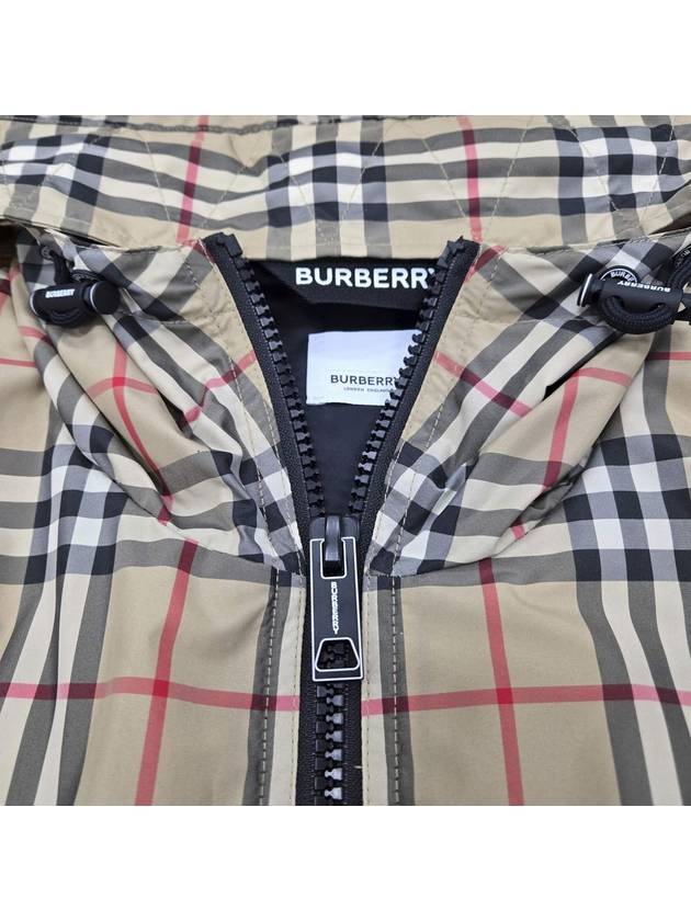 Burberry Classic Check Hooded Windbreaker Jumper Standard S Korea 55 - BURBERRY - BALAAN 3