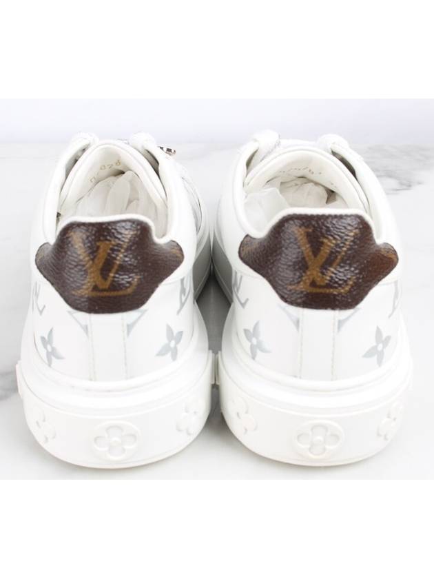 Time Out Initial Sneakers White 35 5 235 - LOUIS VUITTON - BALAAN 5