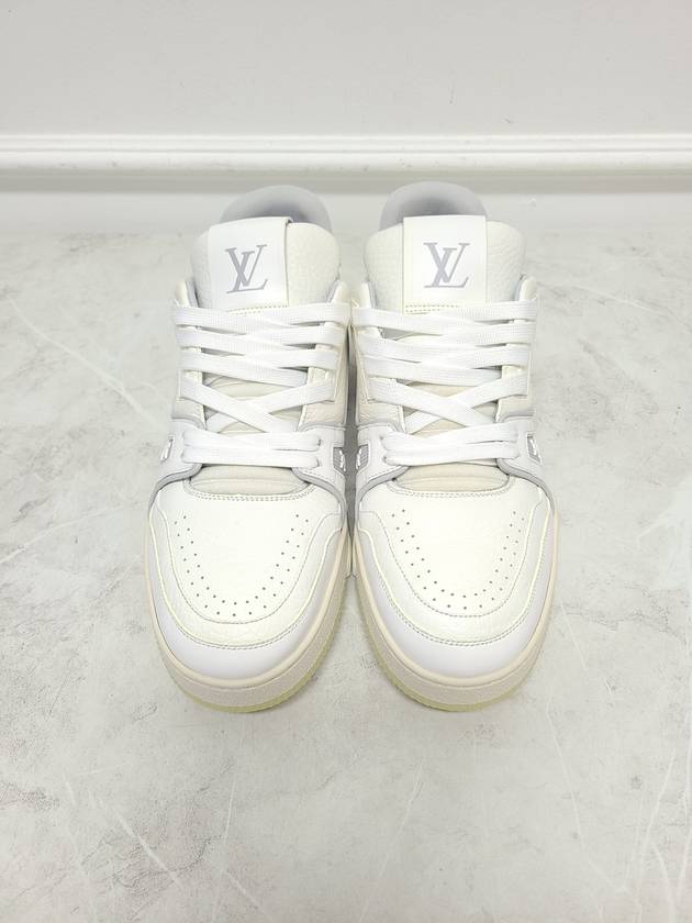 White LV Leather Trainer Sneakers 6 5 - LOUIS VUITTON - BALAAN 5