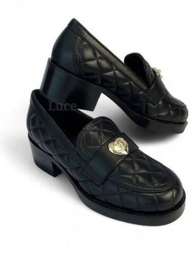 Heart Logo Turnlock Quilted Loafers G39697 - CHANEL - BALAAN 1