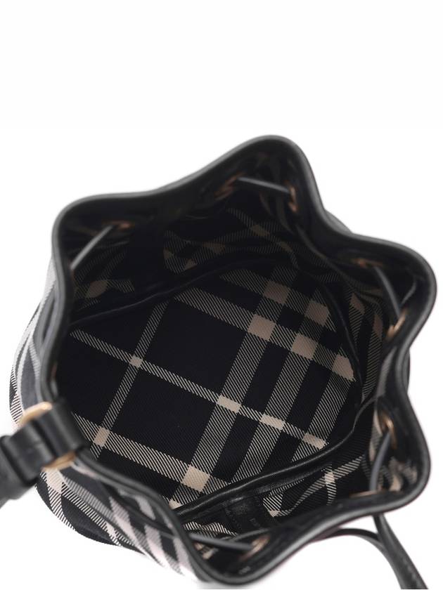 check drawstring pouch 8095118 - BURBERRY - BALAAN 7