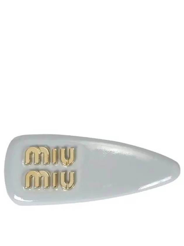 patent leather hair clip cornflower blue - MIU MIU - BALAAN 2