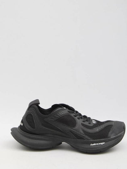 Circuit Low Top Sneakers Black - BALENCIAGA - BALAAN 2