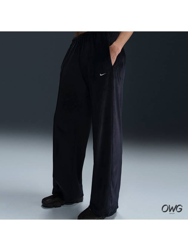 Sportswear Chill Knit Mid-Rise Velour Track Pants Black - NIKE - BALAAN 2