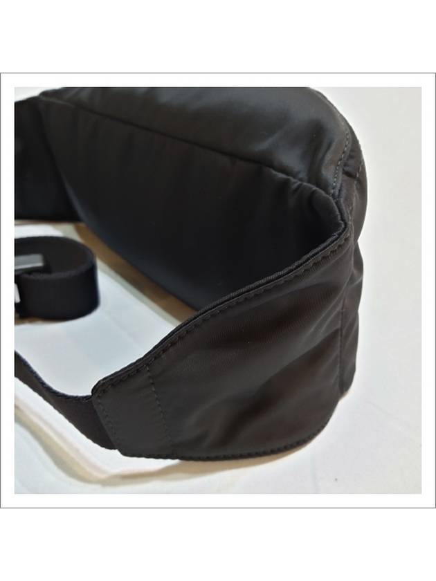 Triangle Logo Re-nylon Belt Bag Black - PRADA - BALAAN 5