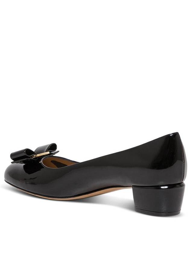 Vara Bow Patent Pumps Black - SALVATORE FERRAGAMO - BALAAN 3