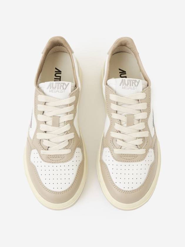 Medalist Bicolor Leather Low Top Sneakers White Beige - AUTRY - BALAAN 3