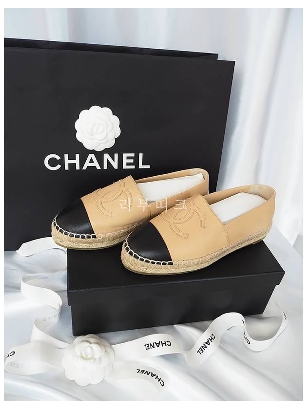 Lambskin Espadrilles Beige Black - CHANEL - BALAAN.