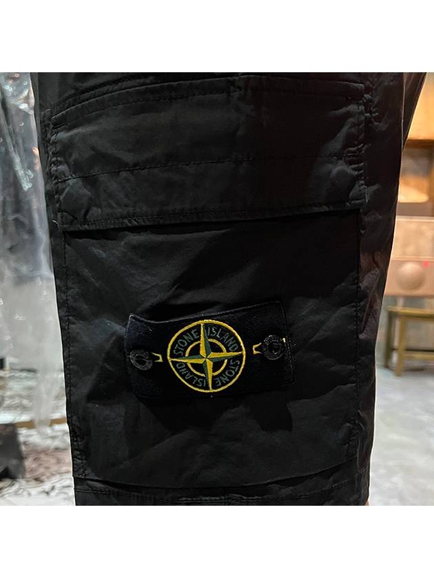 Men's Logo Patch Cargo Shorts Black - STONE ISLAND - BALAAN 7