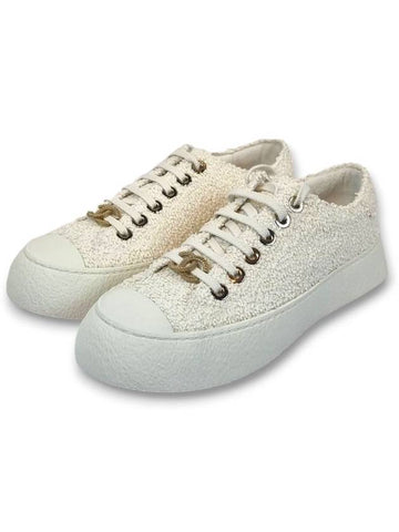 Tweed gold brooch sneakers - CHANEL - BALAAN 1