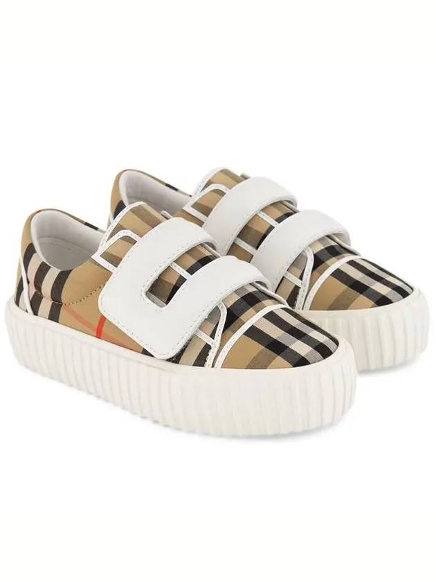 Vintage Check Low Junior Low Top Sneakers - BURBERRY - BALAAN 2