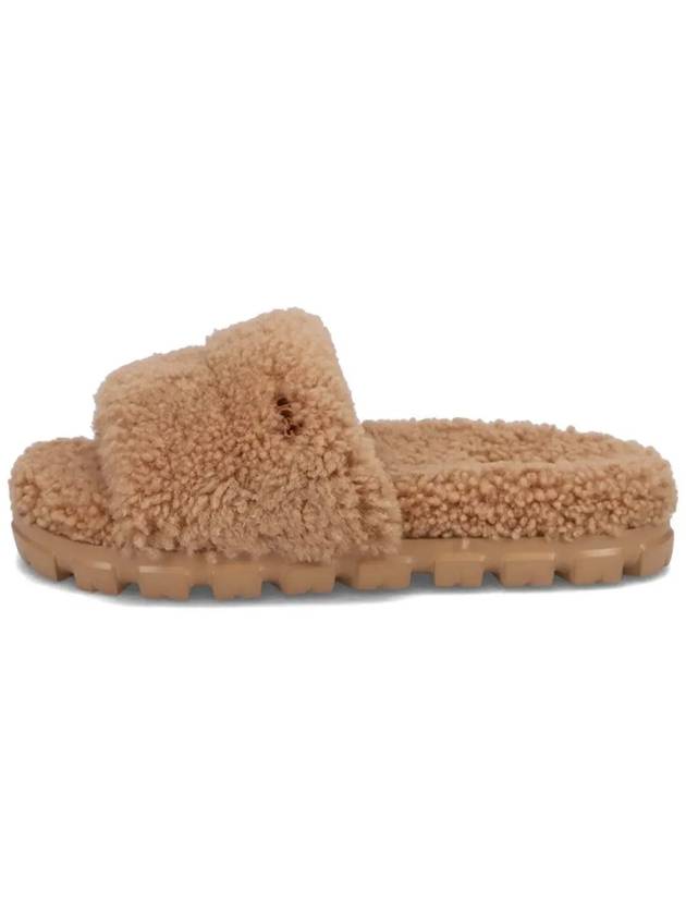 Women's Cozetta Curly Slippers Chestnut - UGG - BALAAN 2