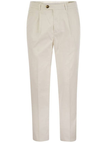 Garment-dyed Leisure Fit Trousers in American Pima Comfort Cotton with Pleats - BRUNELLO CUCINELLI - BALAAN 1