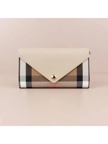 HANNAH Envelope Strap Clutch Bag Light Beige 80731571 - BURBERRY - BALAAN 1