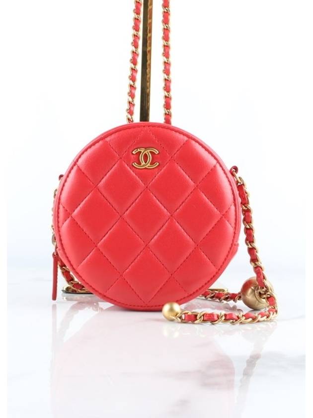 Round red caviar tambourine bag - CHANEL - BALAAN 3