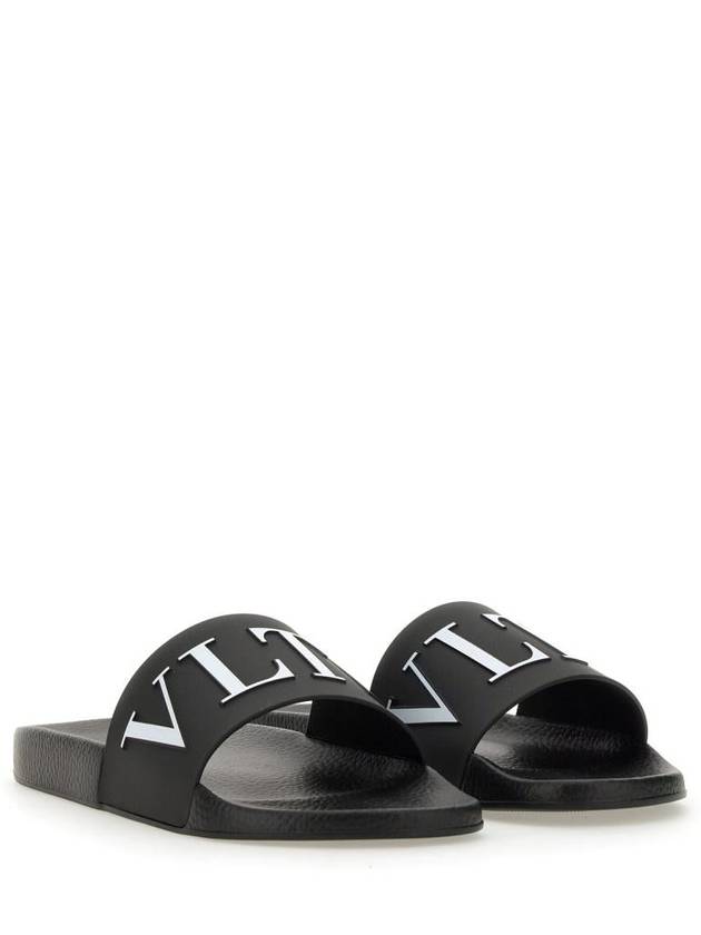 Rubber Rockstud Slippers Black - VALENTINO - BALAAN 4