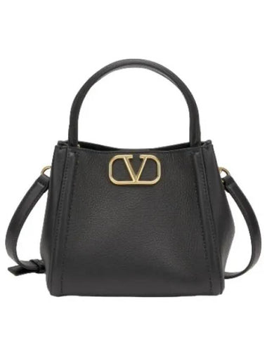 Small All Time Grain Leather Tote Bag Black - VALENTINO - BALAAN 1