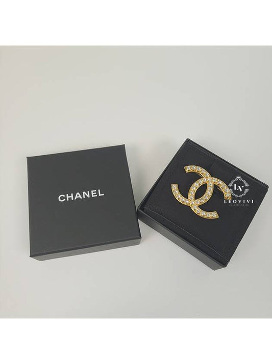 CC logo cubic crystal brooch gold plated gold color AB9915 - CHANEL - BALAAN 1