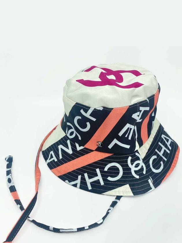 CC Logo Cloche Bucket Hat Black Pink - CHANEL - BALAAN 2