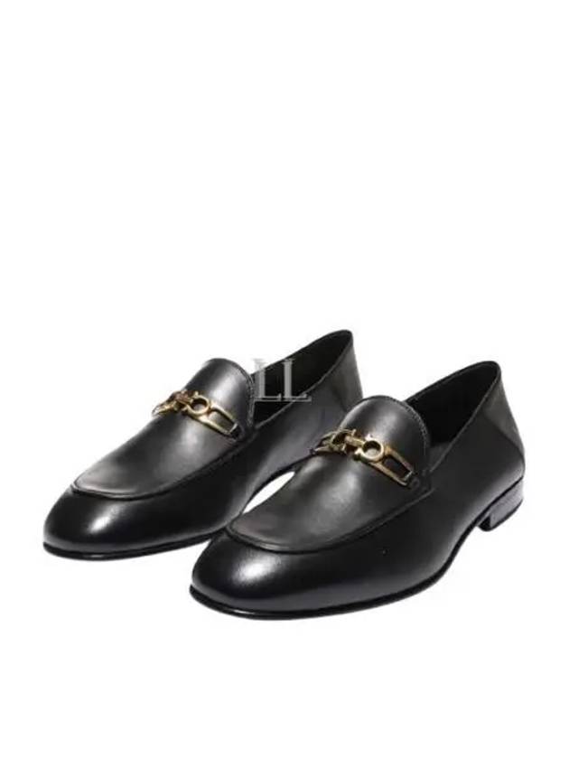 Gancini Ornament Moccasin Loafers Black - SALVATORE FERRAGAMO - BALAAN 2