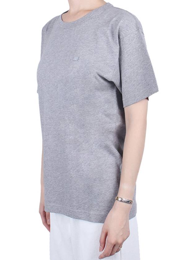 Women s Face Patch Short Sleeve T Shirt Regular Fit Light Gray Melange CL0290 X92 - ACNE STUDIOS - BALAAN 3