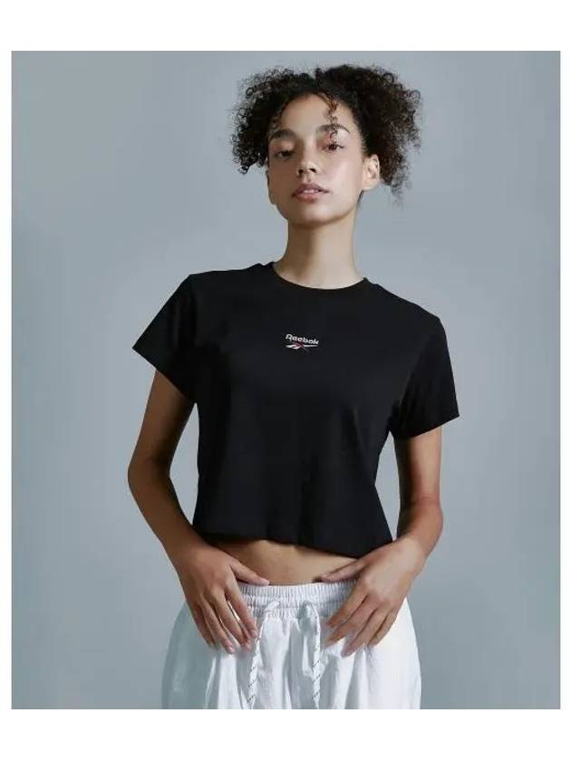 Essentials Semi Crop T Shirt Women Black - REEBOK - BALAAN 1