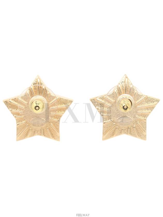 Pearlized star earrings shaped white ABC401 - CHANEL - BALAAN 4