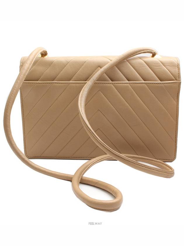 women cross bag - CHANEL - BALAAN 3