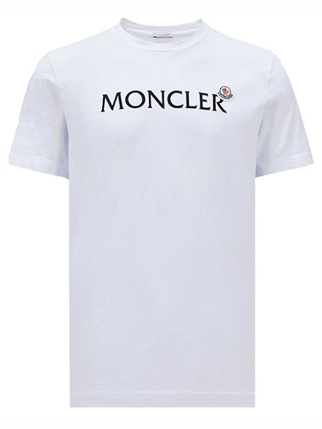 8C00024 8390T 001 Logo Patch Round Short Sleeve T Shirt White Men s TLS - MONCLER - BALAAN 1