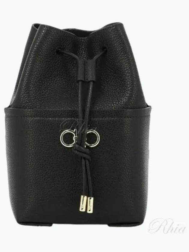 Gancini Mini Bucket Bag Black - SALVATORE FERRAGAMO - BALAAN 2